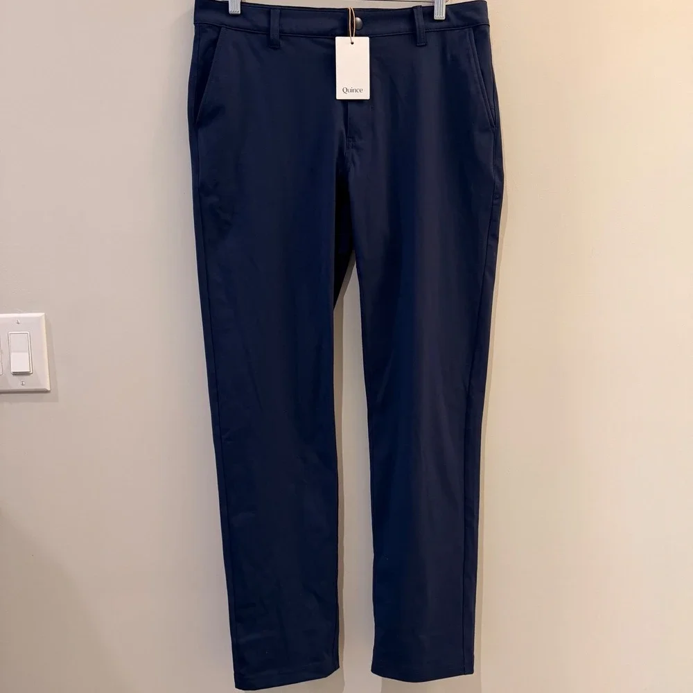 Quince ProTech Golf Pants Wavecrest Performance UPF50‎ Travel Navy 33x32 NWOT
